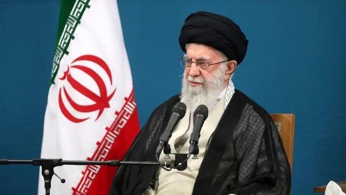 Ancaman Keras Khamenei: Iran Ancam Habisi Israel