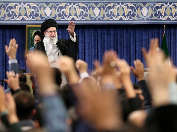Ancaman Keras Khamenei: Israel Tak Akan Lolos