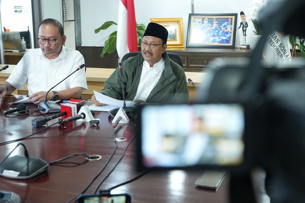 Bansos Belum Cair 100%? Kemensos-PPATK Cari Solusi