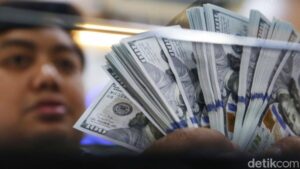 Dolar AS Melonjak Tajam! Tembus Rp 16.363 Pagi Ini