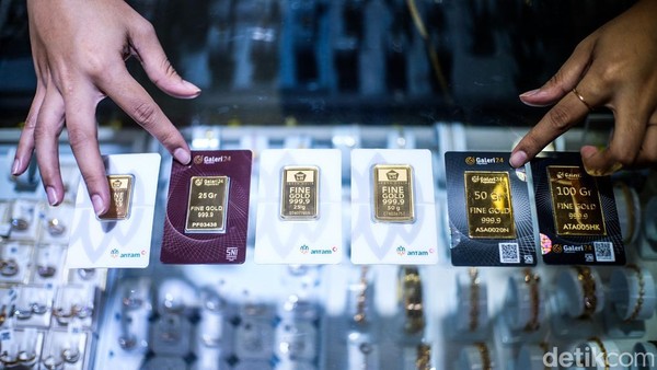 Harga Emas Antam Naik Tajam: Investasi Menggiurkan Hari Ini?