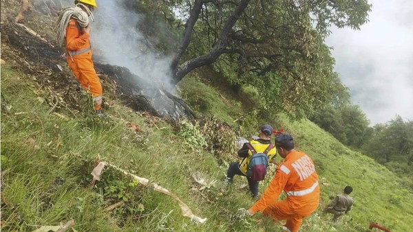 Helikopter Hilang Himalaya: Kecelakaan Misterius Akibat Cuaca Ekstrem