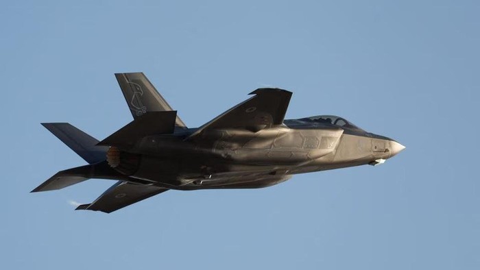 Iran Hancurkan 3 F-35 Israel: Kejutan Dunia Perang Modern
