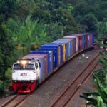 KAI Logistik: Rekor! 24.000 Ton Barang Terangkut, Dominasi Paket & Motor