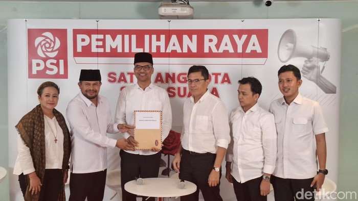 Kaesang Tantang, Bro Ron Resmi Daftar Ketum PSI?