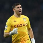 Martinez ke MU: Kiper Kelas Dunia, Penerus Schmeichel?