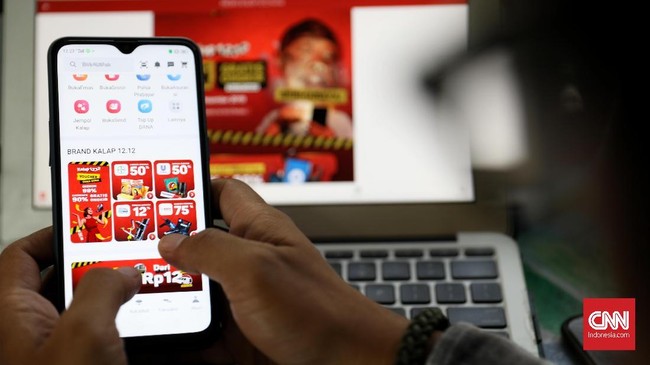 Pajak 0,5 Persen Mengintai Pedagang Online Shopee dan Lazada