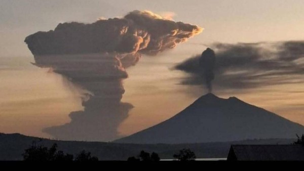 Paket Logistik Mendadak! Ribuan Bantuan Erupsi Lewotobi Tiba