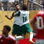 Palmeiras Hancurkan Al Ahly 2-0: Drama 40 Menit!
