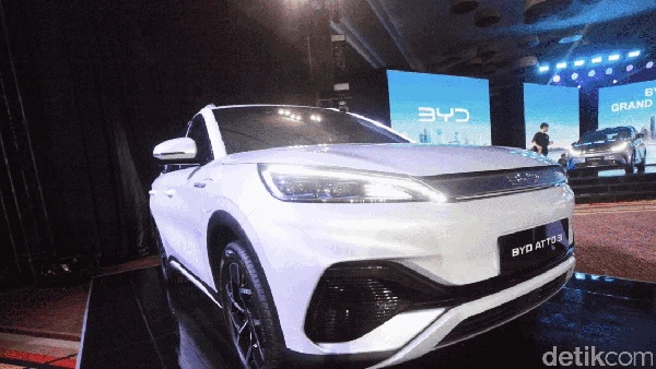 Penjualan Mobil Listrik Anjlok? Data Mei 2025 Mengejutkan!