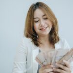 Pensiun Miliar Rupiah? Raih Mimpi Kaya dari Gaji UMR!