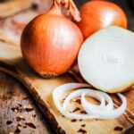 Rahasia Fisika: Stop Menangis Saat Iris Bawang Bombay