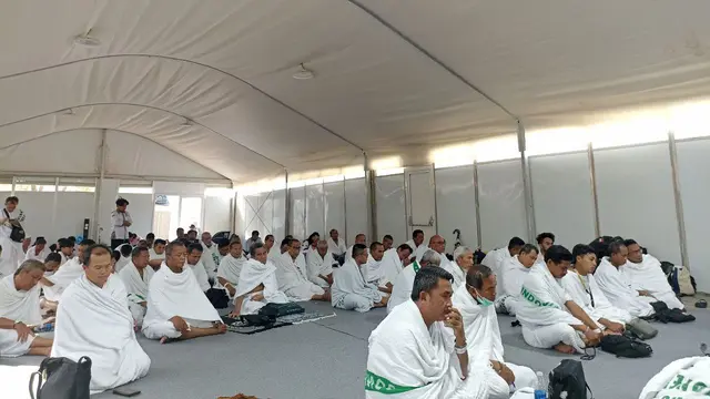 Safari Wukuf: 477 Lansia Haji Ikuti Ritual Suci