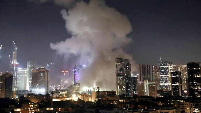 Serangan Balasan Iran: Israel Dibantai? Gegerkan Dunia!