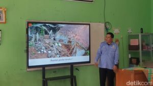 Smartboard Banyumas: Antusias Belajar Anak SD Mengagumkan