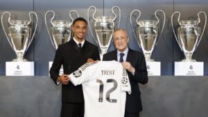 Trent Alexander-Arnold: Maestro Spanyol Mendadak Muncul di Liverpool