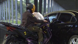 Uji Tabrak Mengerikan! Airbag Sepeda Motor Selamatkan Nyawa?