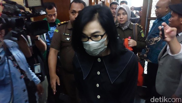 Vonis 3 Tahun, Ibu Ronald Tannur Korban Mafia Hukum?