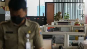 WFO vs. WFA ASN: Produktivitas Melonjak atau Sulit Dikontrol?