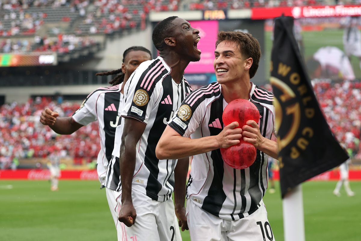 Yildiz Cetak Magis, Juventus Hancurkan Wydad AC 4-1