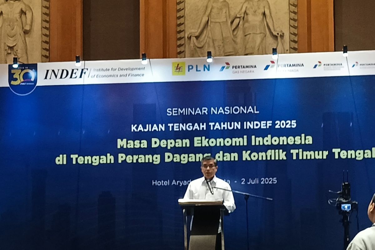 Lulusan Universitas Menganggur: Data Mengejutkan dari Menaker