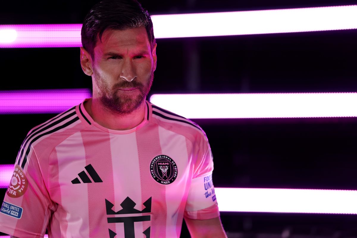Messi di Inter Miami: Kontrak Baru Hingga 2026?
