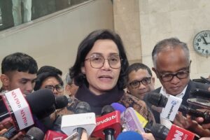 Sri Mulyani: APBN Terancam Jebol Rp240 Triliun, MBG Ancam?