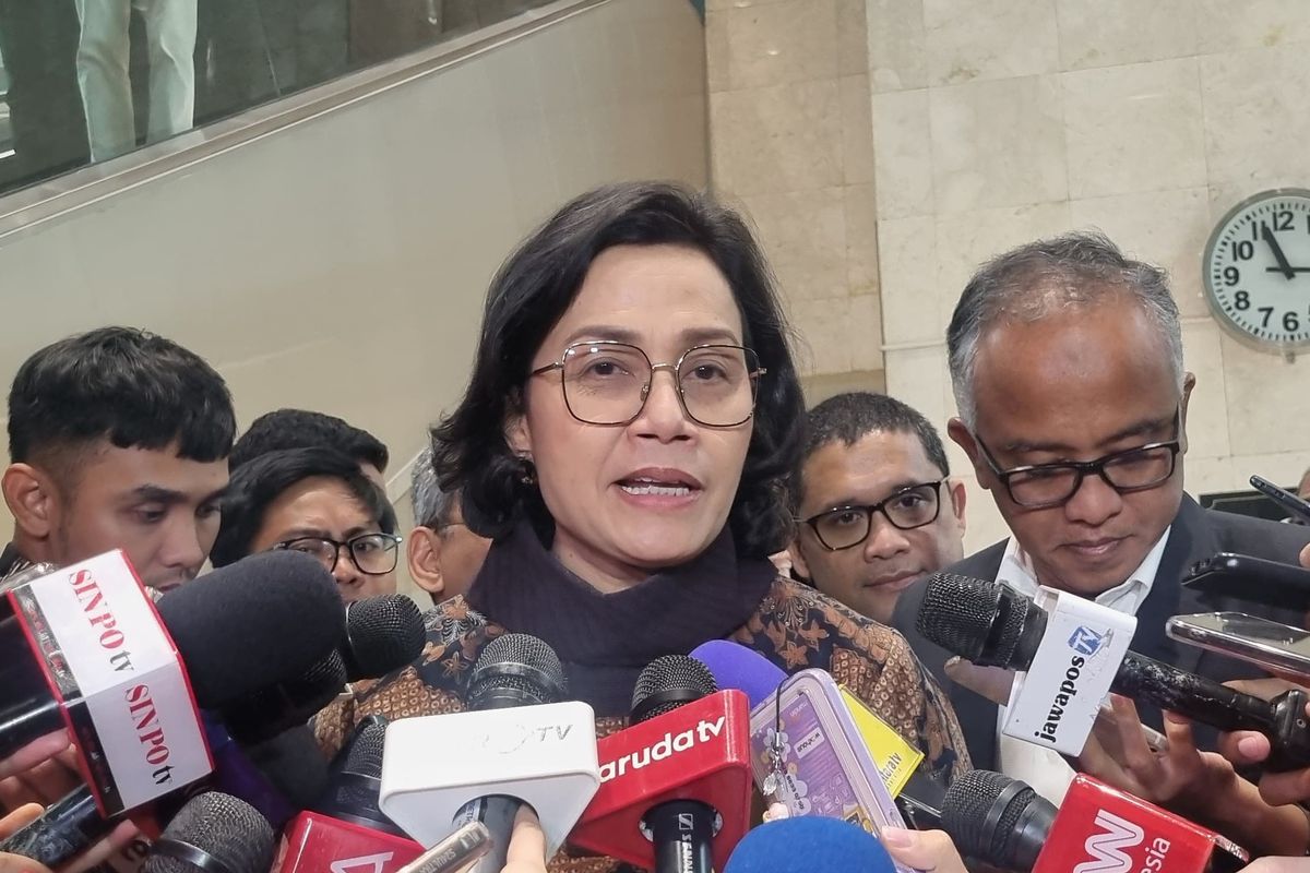 Sri Mulyani: APBN Terancam Jebol Rp240 Triliun, MBG Ancam?