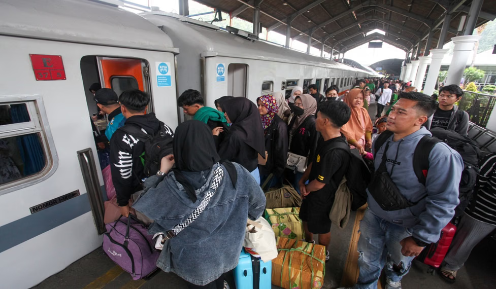 KAI Prediksi Puncak Arus Balik ke Jakarta Terjadi 24 Maret