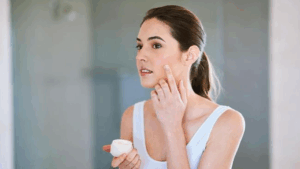 Manfaat Retinol untuk Kulit: Dari Jerawat hingga Anti-Aging, Ini Penjelasan Lengkapnya